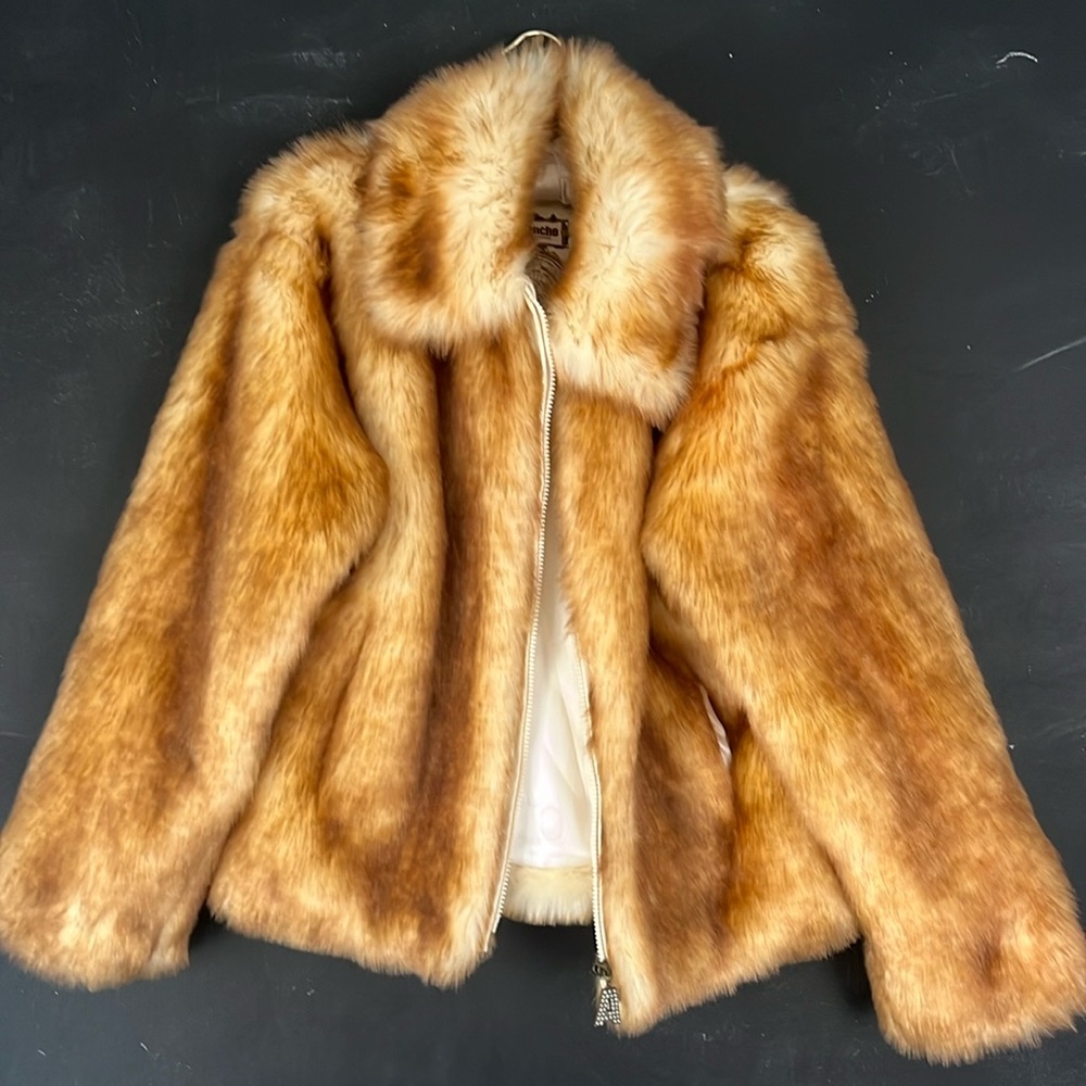 MOB wife Ablanche Urban Fur Fitter Faux Jacket Small Oversized SOFT